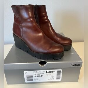 Gabor Wedge Boot 9.5US cognac brown Nappa Leather Womens Chelsea style side zip